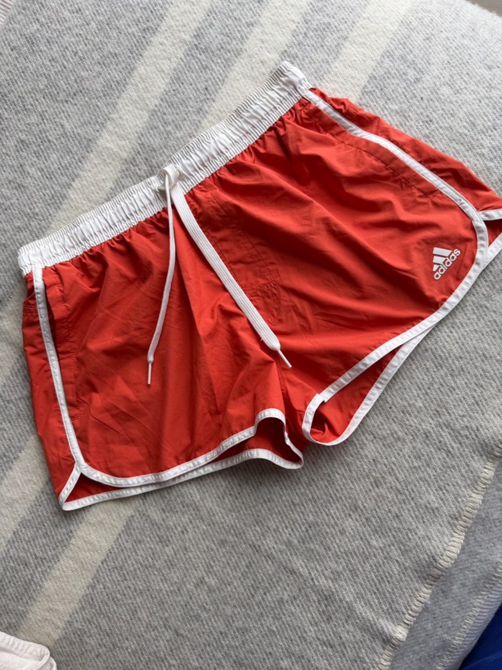 Adidas Short track style shorts